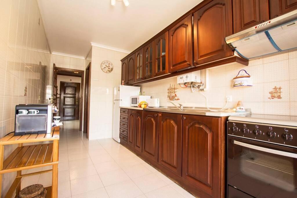 Casa Dos Farois Garagem Gratuito Praia Da Barra 噶凡哈达纳扎雷 外观 照片